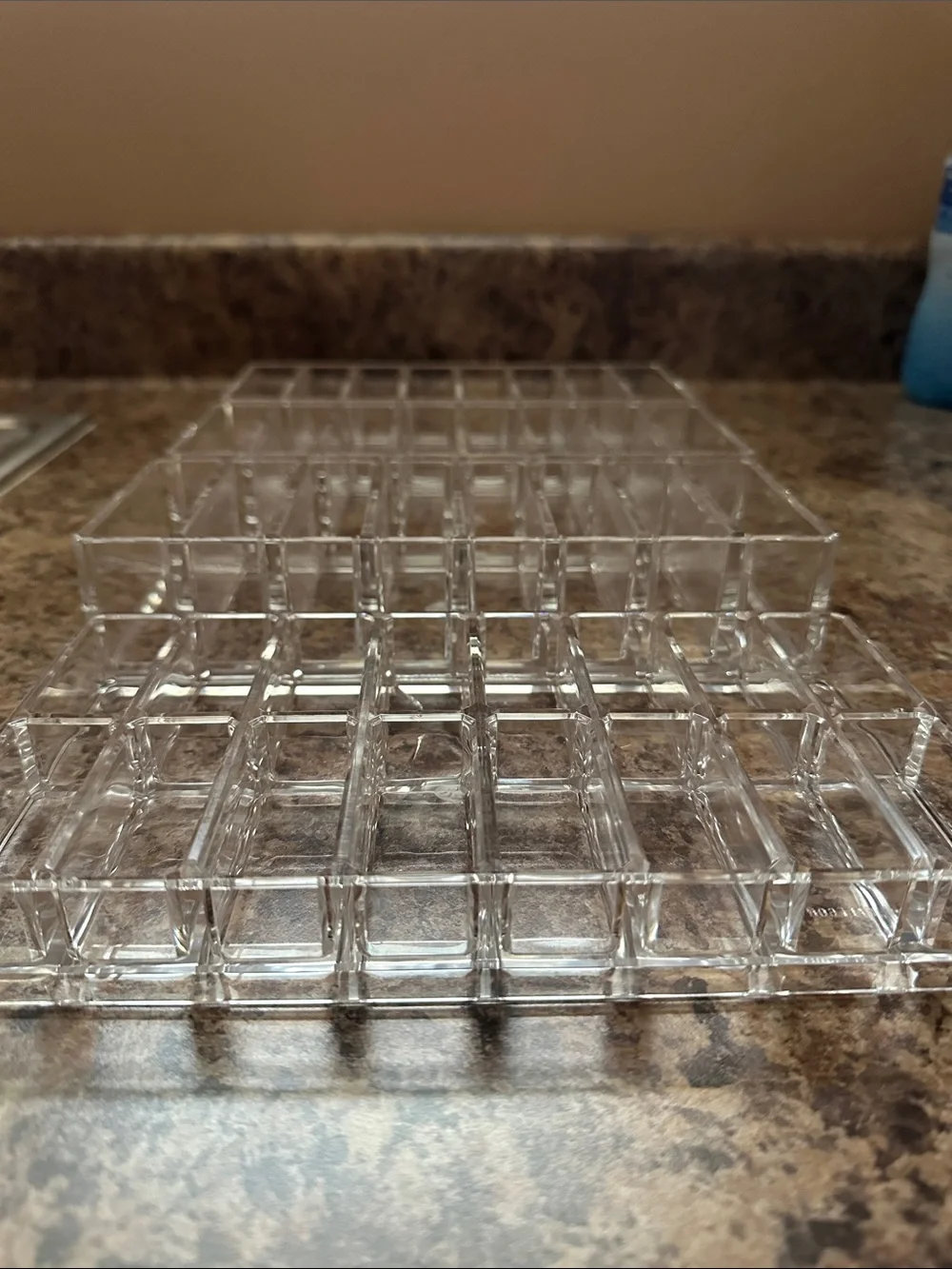 Clear acrylic  Organizer - Transparent